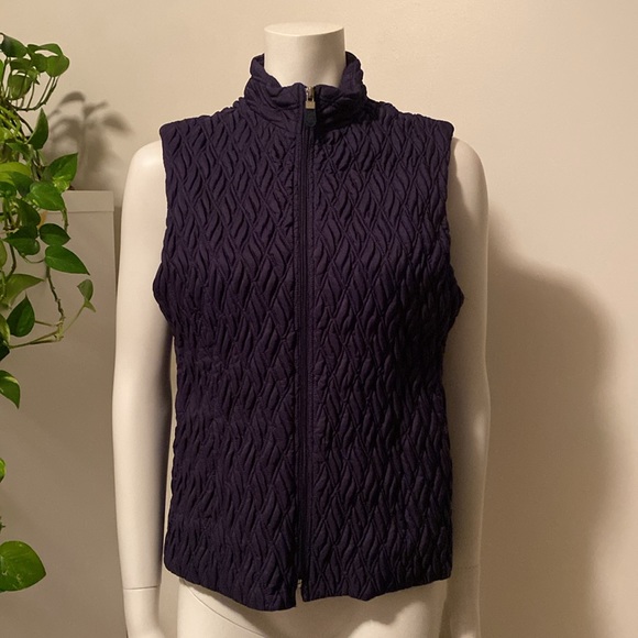 Taylor Brooke  Vest M. Zipper Ftont Exc Shape - Picture 2 of 10